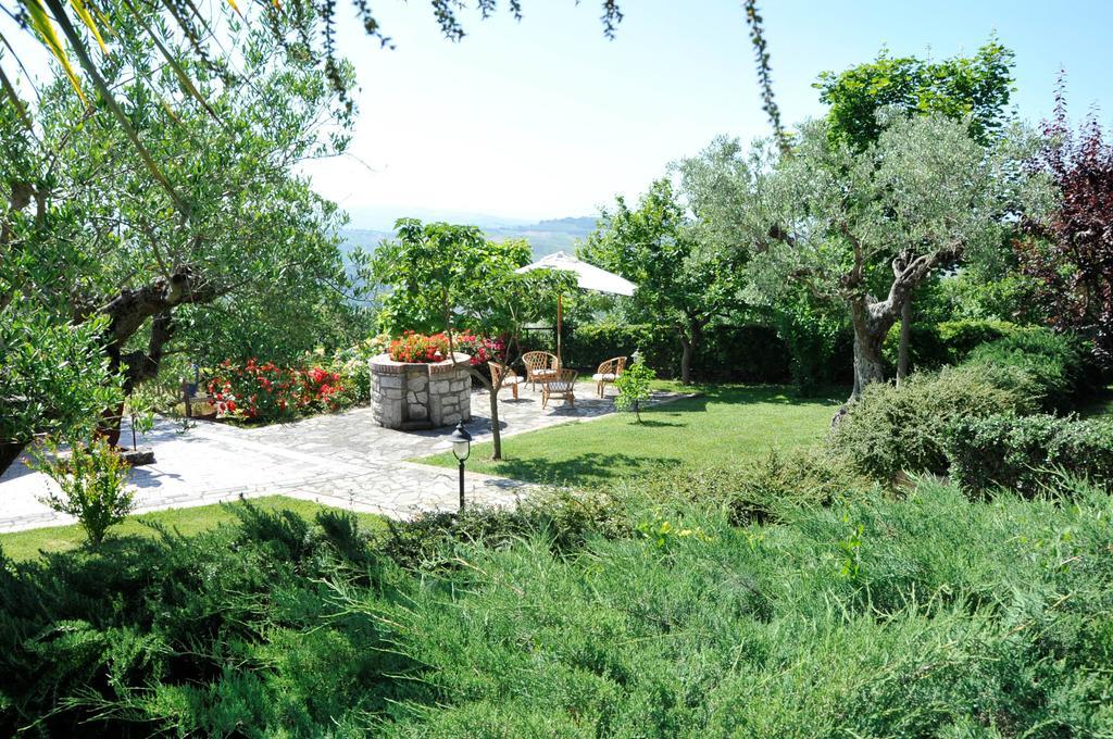 Hurz - Giardino Sannita Pietrelcina Luaran gambar